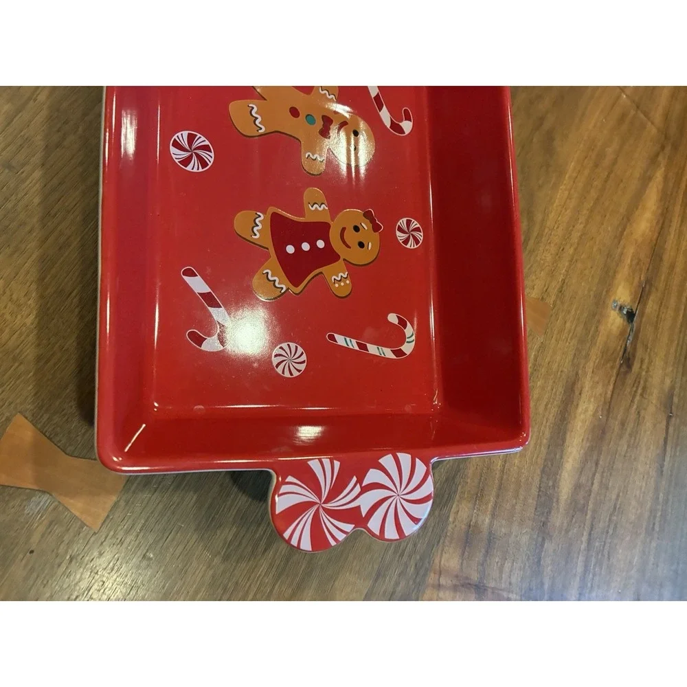 Gingerbread & Peppermints Glazed 9